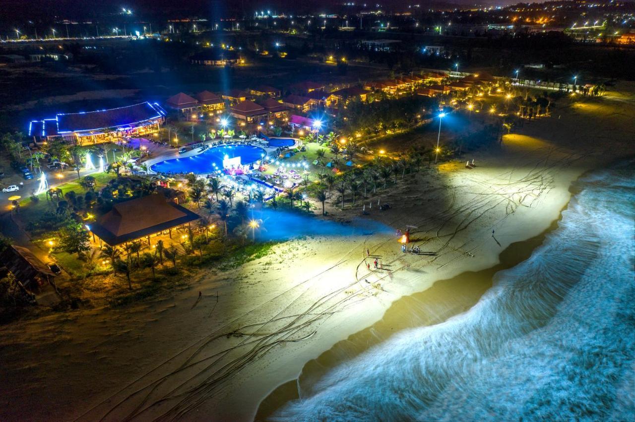 Sao Mai Beach Resort Tuy Hoa Esterno foto